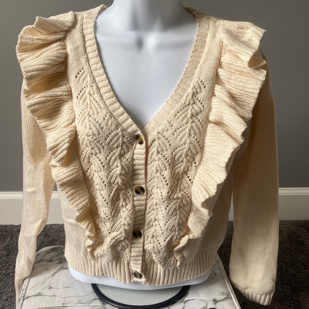 Lauren Conrad Cream Ruffle v neck cut button up sweater beige white size S Small